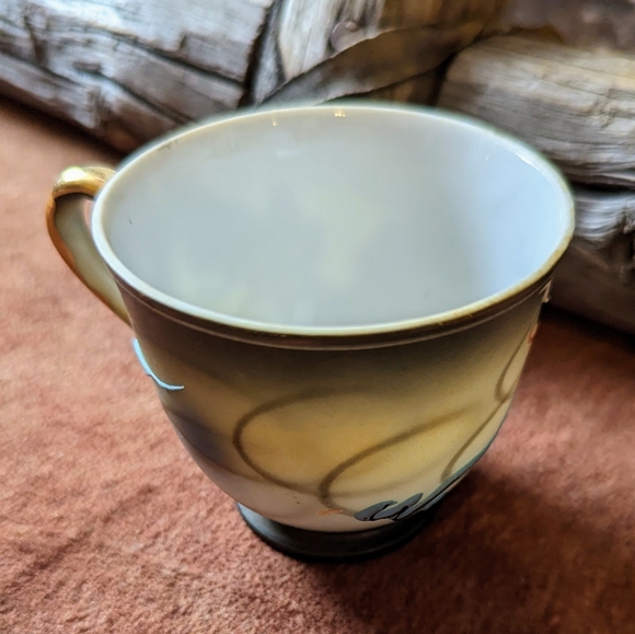 Hand Painted Emerson China Dragon Ware Tea Cup - Picture 4 of 10